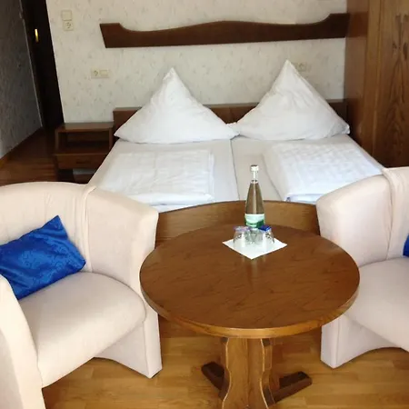 Inn Schwarzwaldhotel / Wolfach